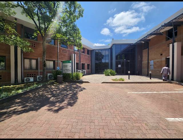 188M² OFFICE TO LET IN RANDJESPARK